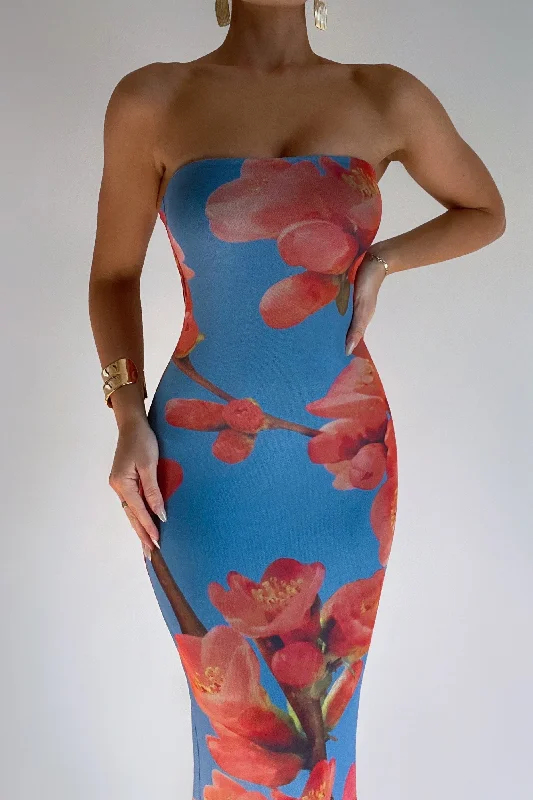Midi dresses with wrap - around skirts for a customizable fit Camilla Floral Maxi Dress Midi dresses with wrap - around skirts for a customizable fit Camilla Floral Maxi Dress