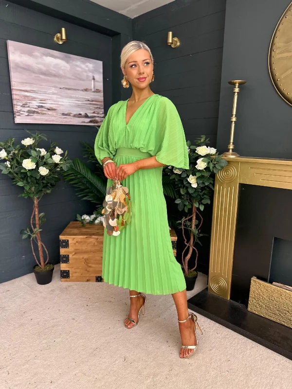 High - low midi dresses with geometric patterns for a modern party Eabha Pleated Midi Dress Green High - low midi dresses with geometric patterns for a modern party Eabha Pleated Midi Dress Green