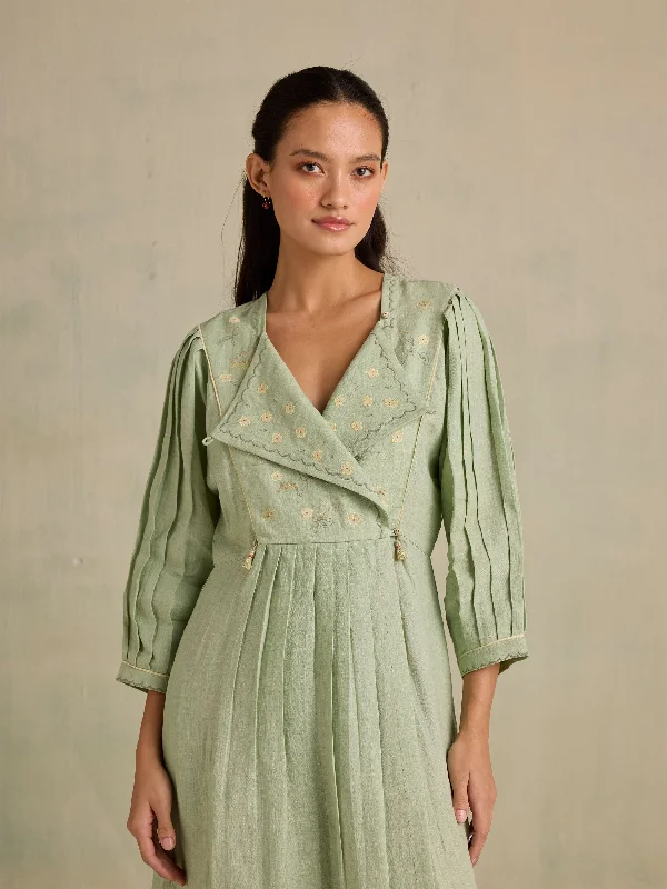Midi dresses with mesh inserts for a trendy and breathable option Serene Forest Linen Dress Midi dresses with mesh inserts for a trendy and breathable option Serene Forest Linen Dress