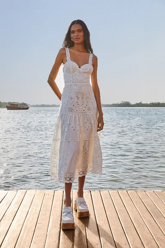 Midi dresses with belted waists to accentuate the figure White Richelieu Sleeveless Midi Dress Midi dresses with belted waists to accentuate the figure White Richelieu Sleeveless Midi Dress