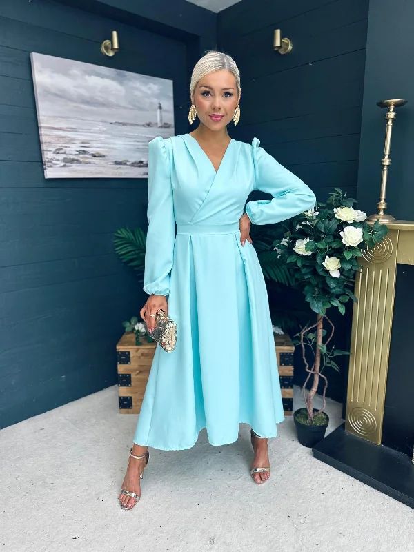 Midi dresses with puff sleeves for a vintage - inspired look Gwen Detailed Occasion Dress Pastel