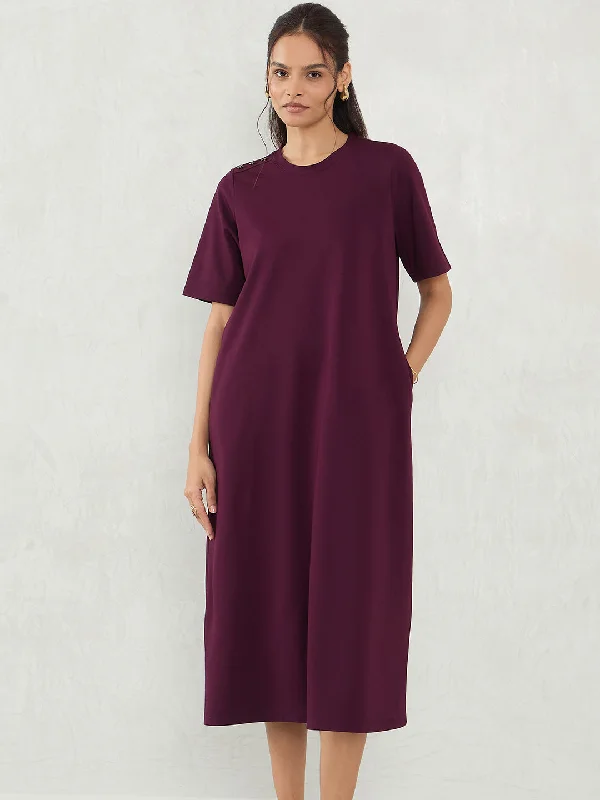 Midi dresses with button - down skirts for a unique and functional design Wine Knit Slit Detail Midi Dress Midi dresses with button - down skirts for a unique and functional design Wine Knit Slit Detail Midi Dress