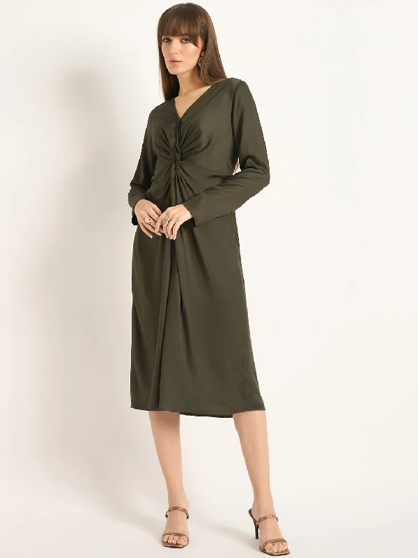 Midi dresses with pleated skirts for a timeless and elegant appeal Olive Front Twist Detail Midi Dress Midi dresses with pleated skirts for a timeless and elegant appeal Olive Front Twist Detail Midi Dress