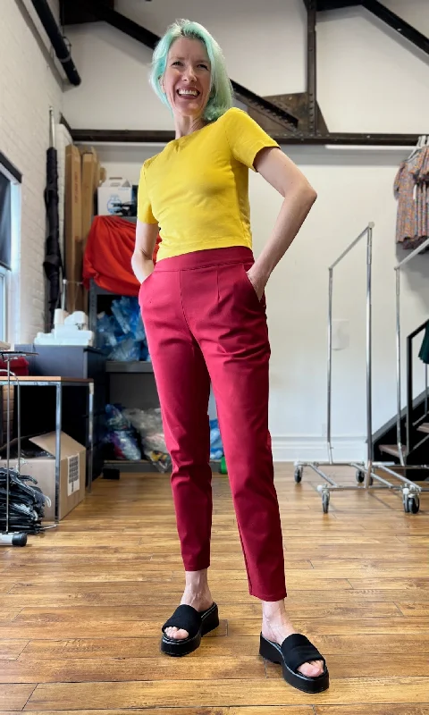 Women's Straight - Leg Linen Pants for a Breezy Summer LookTern Pant - Red Currant