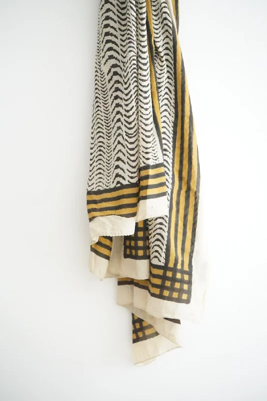 Plus Size Women's Patchwork - Design Jeans for a Unique AppearanceThe Pareo // Zebra Plus Size Women's Patchwork - Design Jeans for a Unique AppearanceThe Pareo // Zebra