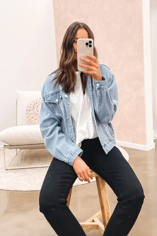 Women's faux fur - trimmed denim jackets for a trendy and cozy styleA Slouch Jacket Gina Women's faux fur - trimmed denim jackets for a trendy and cozy styleA Slouch Jacket Gina