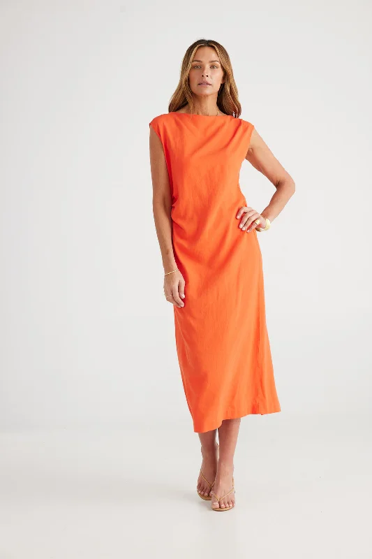Pleated Women Dress with a Timeless and Elegant TextureBrave+True Allia Dress Mandarin Pleated Women Dress with a Timeless and Elegant TextureBrave+True Allia Dress Mandarin