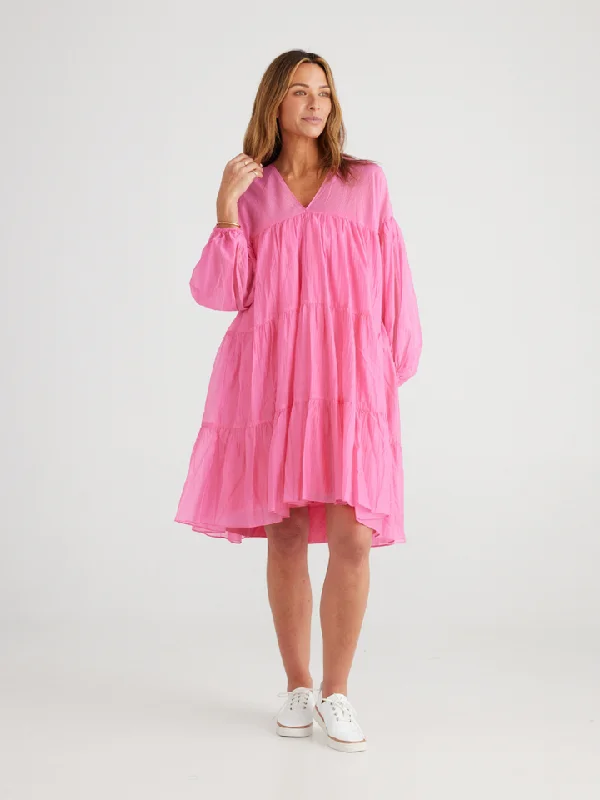 Little Black Women Dress with Sequins for a Glamorous Night OutBrave+True Dahla Mini Dress Pink Little Black Women Dress with Sequins for a Glamorous Night OutBrave+True Dahla Mini Dress Pink