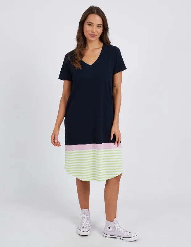 Pleated Women Dress with a Timeless and Elegant TextureElm Draw The Line Tee Dress Navy Key Lime Stripe Pleated Women Dress with a Timeless and Elegant TextureElm Draw The Line Tee Dress Navy Key Lime Stripe