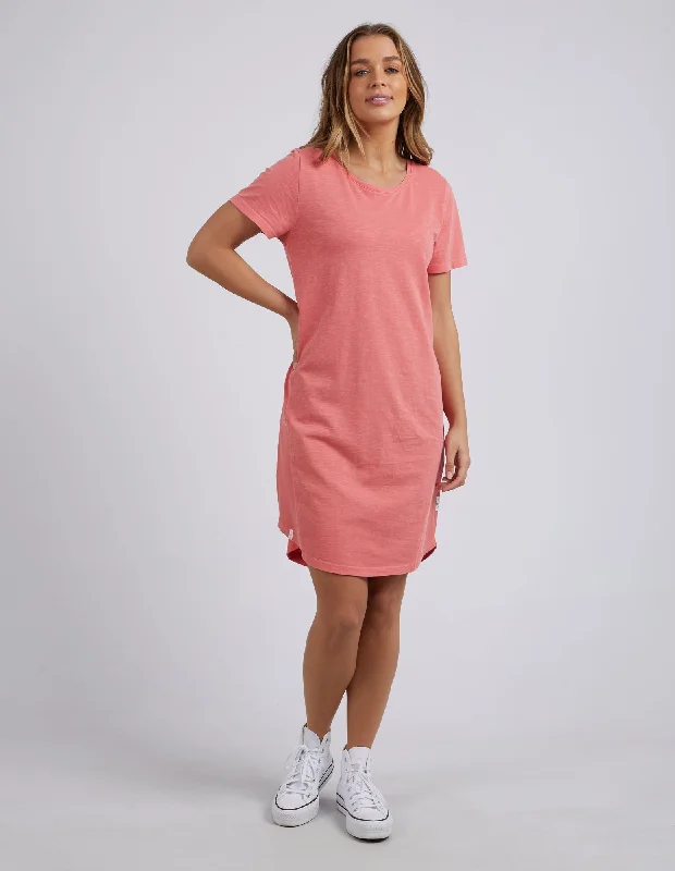 Backless Women Dress for a Sexy and Alluring Look at Evening EventsElm Easy Living Dress Peach Nectar Backless Women Dress for a Sexy and Alluring Look at Evening EventsElm Easy Living Dress Peach Nectar