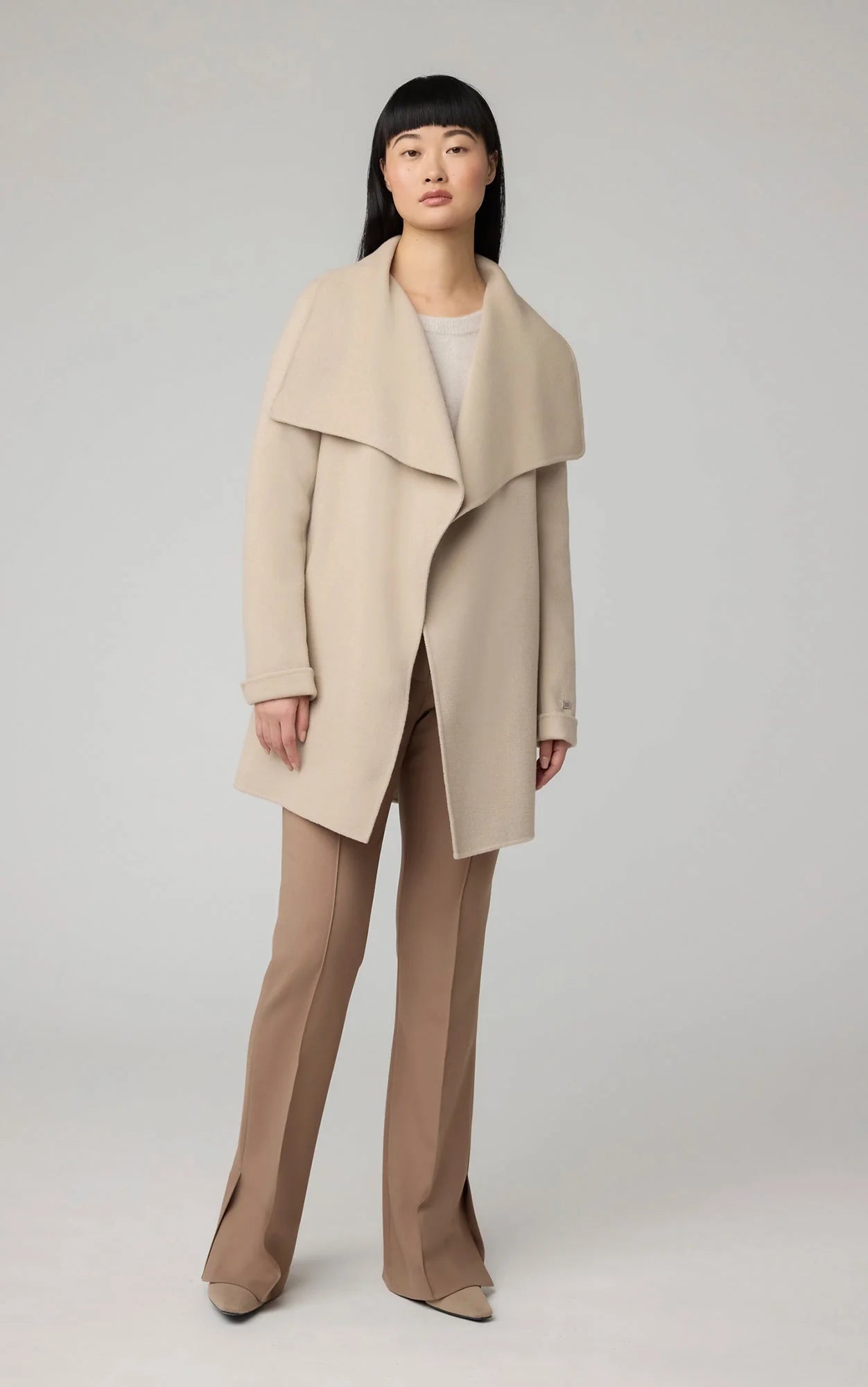 Women's long - length wool blend jackets for a warm and stylish winter lookHush Bridgette Women's long - length wool blend jackets for a warm and stylish winter lookHush Bridgette
