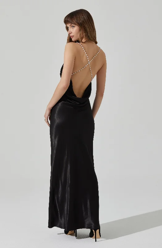 Long - Sleeve Women Dress in Velvet for a Luxurious Winter LookMaxime Pearl Straps Maxi Dress Long - Sleeve Women Dress in Velvet for a Luxurious Winter LookMaxime Pearl Straps Maxi Dress