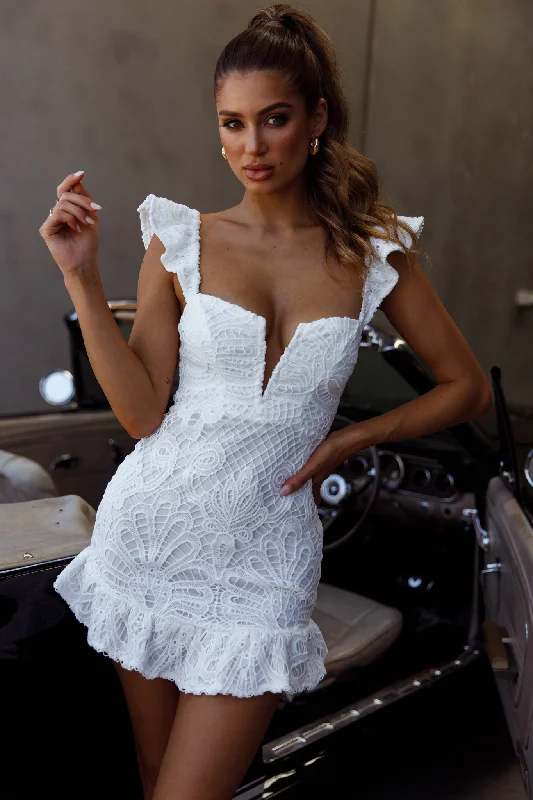 Ruffled Women Dress with Multiple Layers for a Playful and Girly StyleMon Papillon Lace Mini Dress White Ruffled Women Dress with Multiple Layers for a Playful and Girly StyleMon Papillon Lace Mini Dress White