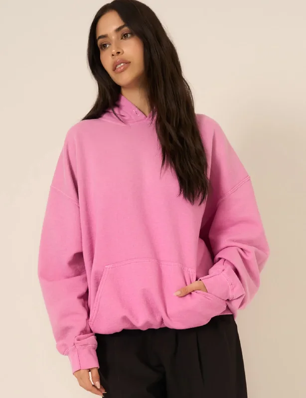 Women's zip - front sweatshirt with contrast stitching for a sporty aestheticLowen Sun Hoodie, Faded Rose Women's zip - front sweatshirt with contrast stitching for a sporty aestheticLowen Sun Hoodie, Faded Rose