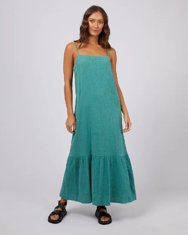 Long - Sleeve Women Dress in Velvet for a Luxurious Winter LookSilent Theory Mahlia Maxi Dress Green Long - Sleeve Women Dress in Velvet for a Luxurious Winter LookSilent Theory Mahlia Maxi Dress Green