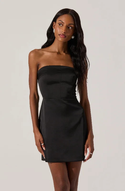 Mini Women Dress with a Short Hem for a Young and Trendy StyleSatin Strapless Mini Dress Mini Women Dress with a Short Hem for a Young and Trendy StyleSatin Strapless Mini Dress