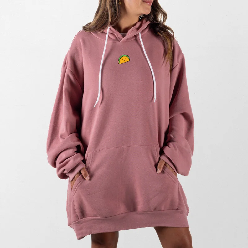 Women's pullover hoodie with a side slit for a modern and relaxed fitTaco Pocket Giant Hoodie Women's pullover hoodie with a side slit for a modern and relaxed fitTaco Pocket Giant Hoodie