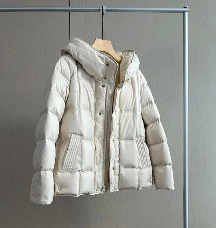 Women's cropped leather jackets with a fringe detail for a western - inspired outfitWomen's Waterproof Duck Down Jacket with Hood Women's cropped leather jackets with a fringe detail for a western - inspired outfitWomen's Waterproof Duck Down Jacket with Hood