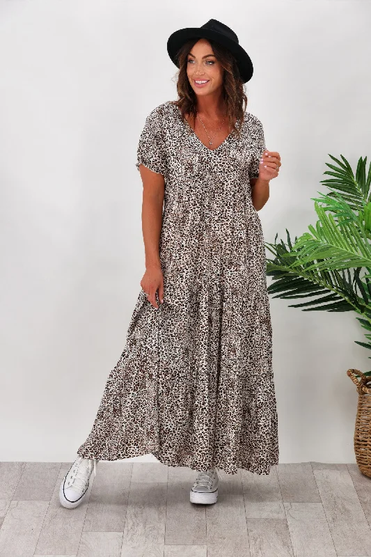 Empire Waist Women Dress to Accentuate the Bust and Conceal the WaistZen Garden Mirabella Dress Animal Empire Waist Women Dress to Accentuate the Bust and Conceal the WaistZen Garden Mirabella Dress Animal