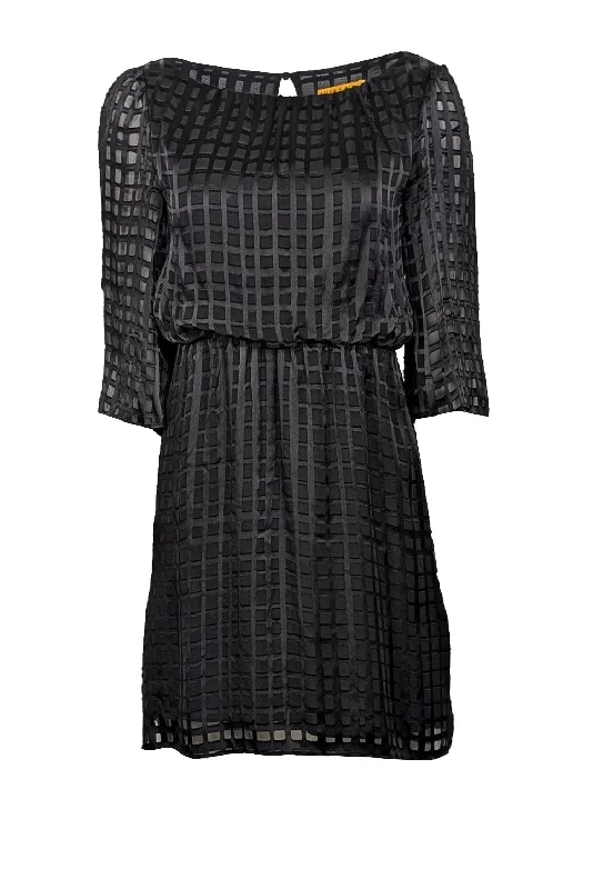 Off - the - Shoulder Women Dress for a Romantic and Feminine Look Off - the - Shoulder Women Dress for a Romantic and Feminine Look Alice & Olivia - Black Silk Blend Semi-Sheer Windowpane Dress Sz XS Off - the - Shoulder Women Dress for a Romantic and Feminine Look Off - the - Shoulder Women Dress for a Romantic and Feminine Look Alice & Olivia - Black Silk Blend Semi-Sheer Windowpane Dress Sz XS