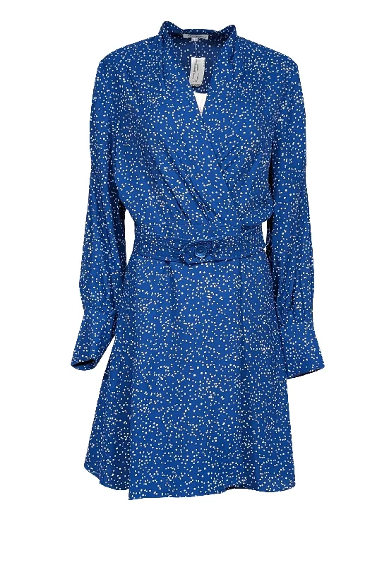 Pleated Women Dress with a Timeless and Elegant Texture Pleated Women Dress with a Timeless and Elegant Texture Equipment - Blue & White Speckled Wrap Dress w/ Belt Sz 6 Pleated Women Dress with a Timeless and Elegant Texture Pleated Women Dress with a Timeless and Elegant Texture Equipment - Blue & White Speckled Wrap Dress w/ Belt Sz 6