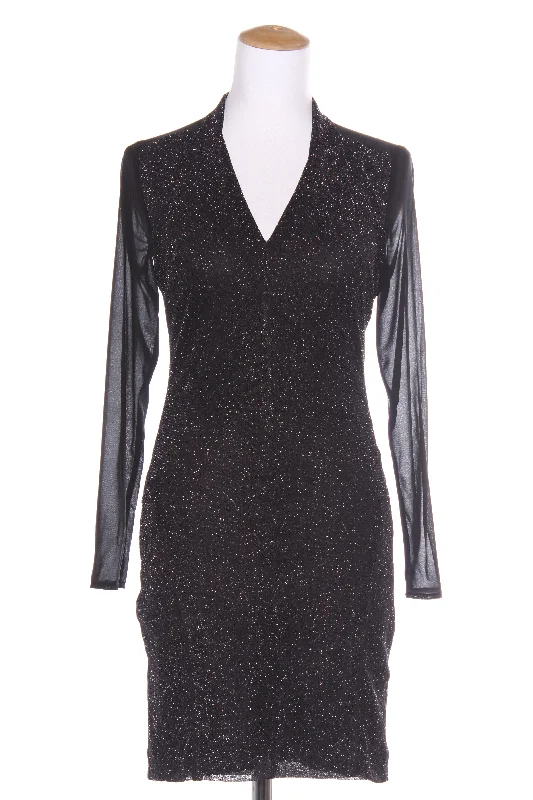 Little Black Women Dress with Sequins for a Glamorous Night Out Little Black Women Dress with Sequins for a Glamorous Night Out REISS - Sparkle knit bodycon dress! 4 Little Black Women Dress with Sequins for a Glamorous Night Out Little Black Women Dress with Sequins for a Glamorous Night Out REISS - Sparkle knit bodycon dress! 4