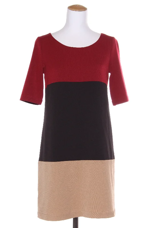 Strapless Women Dress with a Built - in Bra for Comfort and Support Strapless Women Dress with a Built - in Bra for Comfort and Support ROCKMANS - Colour block dress! 8 Strapless Women Dress with a Built - in Bra for Comfort and Support Strapless Women Dress with a Built - in Bra for Comfort and Support ROCKMANS - Colour block dress! 8