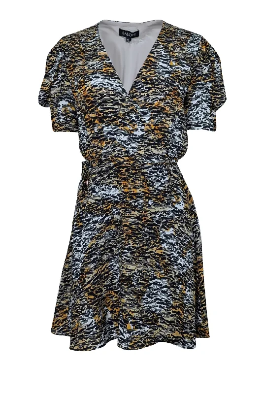 Sheath Women Dress with a Tailored Fit for a Professional Look Sheath Women Dress with a Tailored Fit for a Professional Look Saloni - Orange, Black, & White Tiger Print Silk Wrap Dress Sz 6