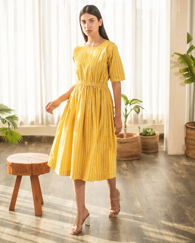 Ball Gown Women Dress with a Full Skirt for a Princess - like Look Ball Gown Women Dress with a Full Skirt for a Princess - like Look Yellow Stripe Elastic Waist Dress Ball Gown Women Dress with a Full Skirt for a Princess - like Look Ball Gown Women Dress with a Full Skirt for a Princess - like Look Yellow Stripe Elastic Waist Dress