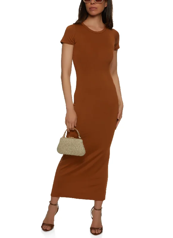 Maxi dresses with balloon sleeves for a vintage - inspired styleDaisy Solid Crew Neck Maxi Dress Maxi dresses with balloon sleeves for a vintage - inspired styleDaisy Solid Crew Neck Maxi Dress