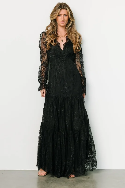 Maxi dresses with a gathered skirt for a voluminous and dramatic effectGloria Lace Maxi Dress | Black Maxi dresses with a gathered skirt for a voluminous and dramatic effectGloria Lace Maxi Dress | Black