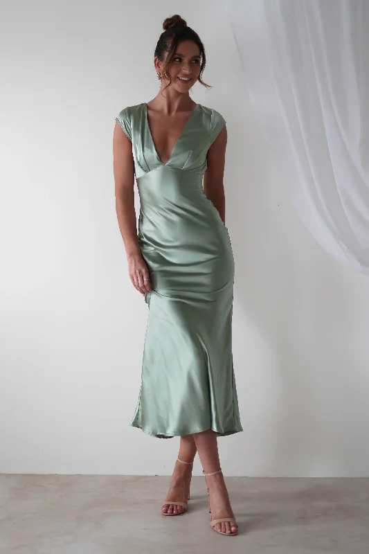 Maxi dresses with a keyhole back for a sexy detailNellie Soft Satin Midaxi Dress | Sage Green Maxi dresses with a keyhole back for a sexy detailNellie Soft Satin Midaxi Dress | Sage Green