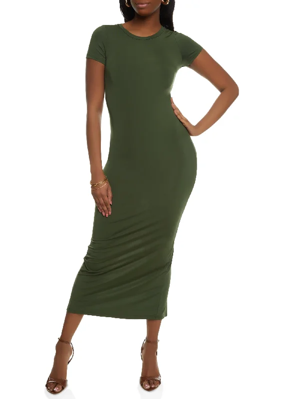 Leather maxi dresses for an edgy and bold appearanceDaisy Solid Crew Neck Maxi Dress Leather maxi dresses for an edgy and bold appearanceDaisy Solid Crew Neck Maxi Dress