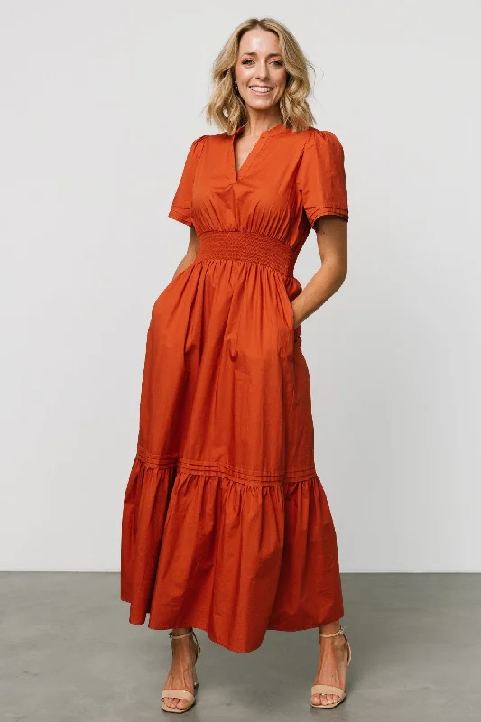Maxi dresses with side slits for a touch of allureVera Maxi Dress | Deep Rust