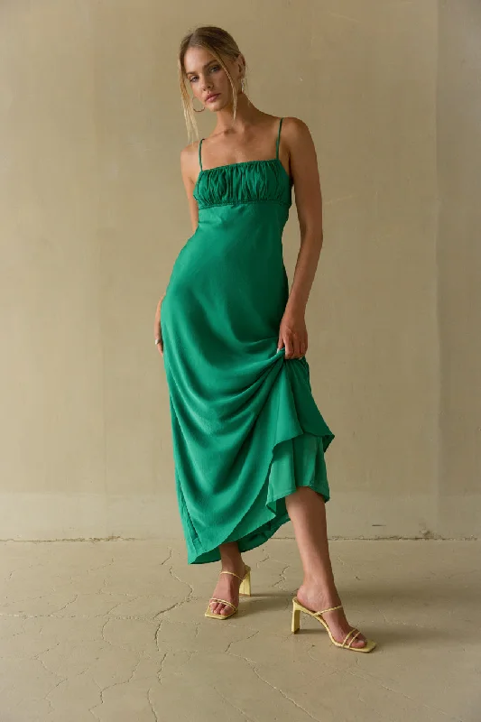 Midi dresses with cotton - blend materials for everyday comfortAdelai Open Back Satin Maxi Dress Midi dresses with cotton - blend materials for everyday comfortAdelai Open Back Satin Maxi Dress