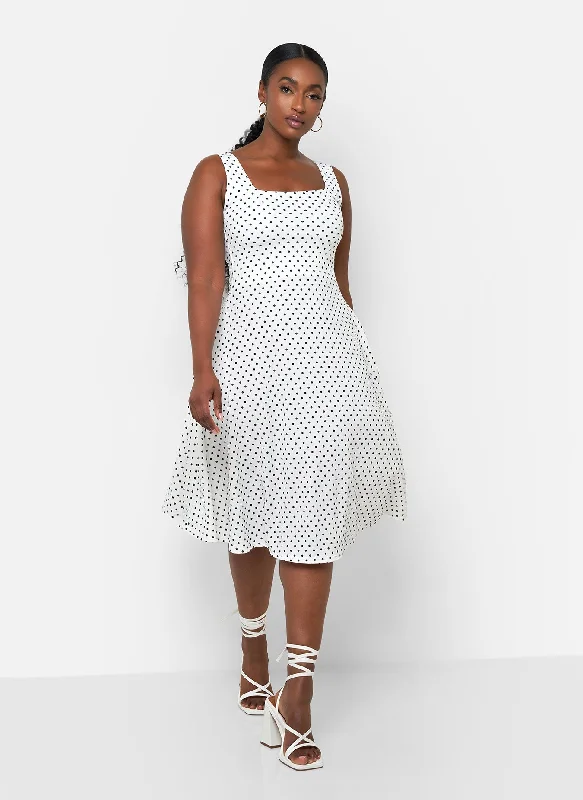 Midi dresses with halter necks for a stylish and comfortable optionBailey Polka Dot Midi A Line Dress - White & Black Midi dresses with halter necks for a stylish and comfortable optionBailey Polka Dot Midi A Line Dress - White & Black