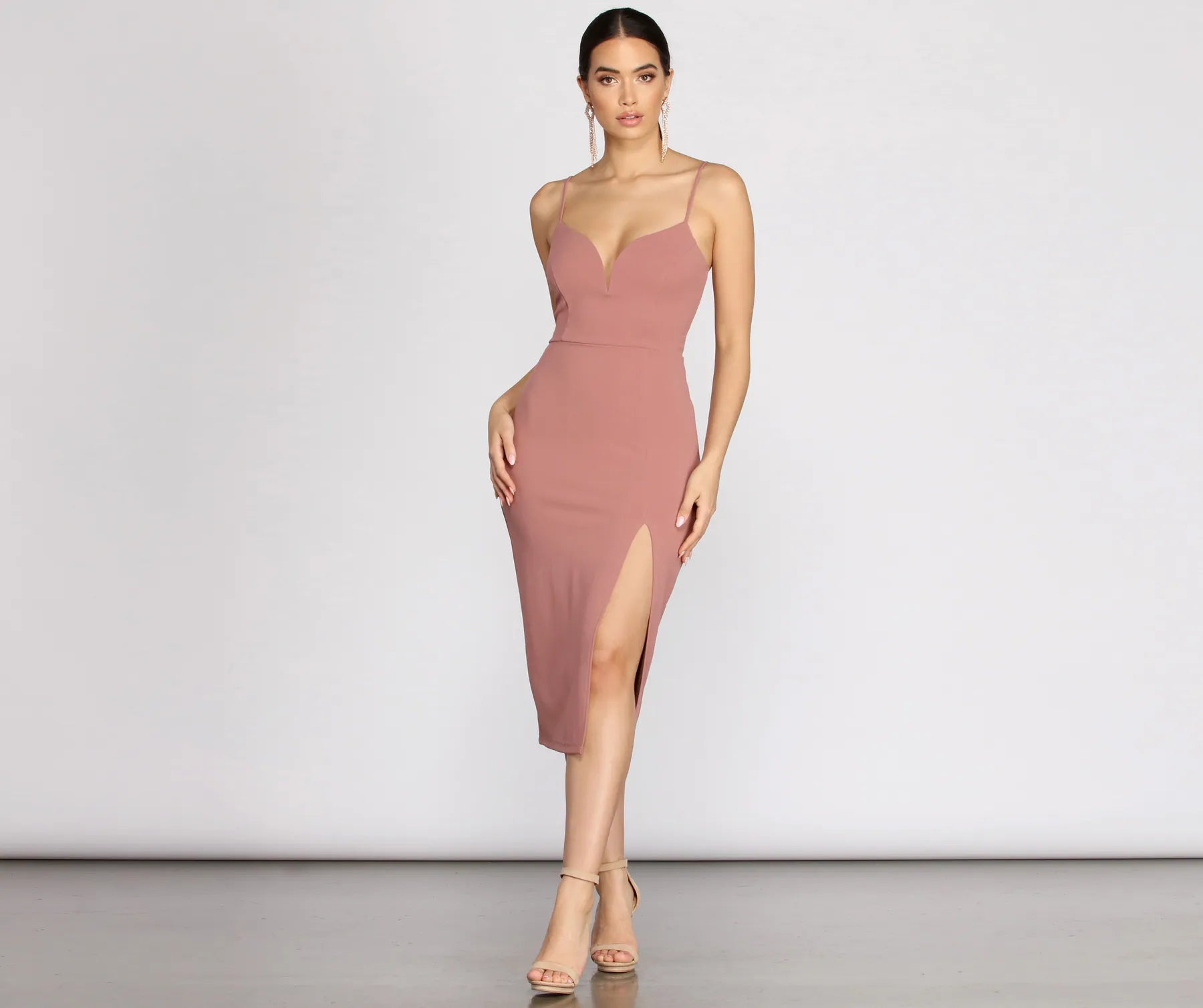 Midi dresses with tiered skirts for a bohemian festival lookCandace Crepe Midi Dress Midi dresses with tiered skirts for a bohemian festival lookCandace Crepe Midi Dress
