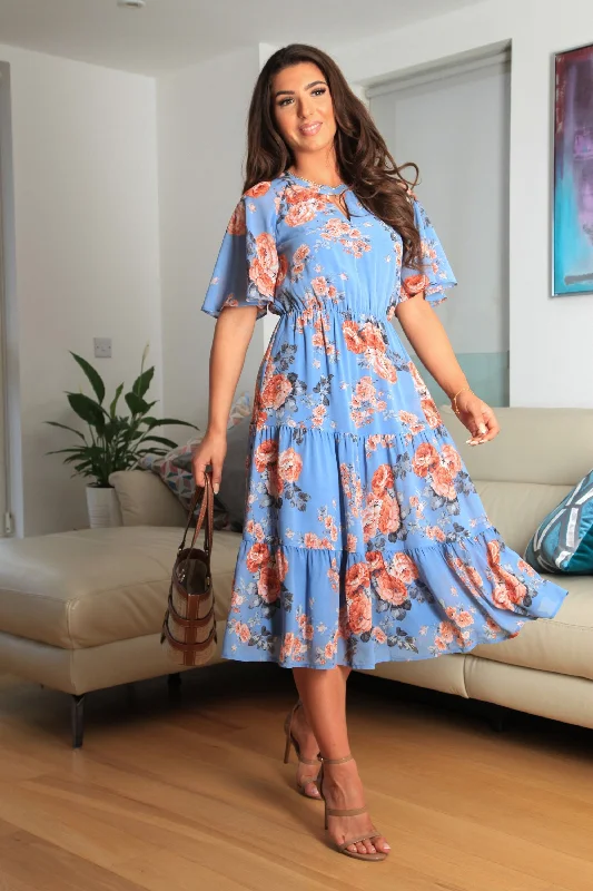 Midi dresses with pleated skirts for a timeless and elegant appealDouble Second Floral Floaty Raglan Sleeve Tiered Dress Midi dresses with pleated skirts for a timeless and elegant appealDouble Second Floral Floaty Raglan Sleeve Tiered Dress