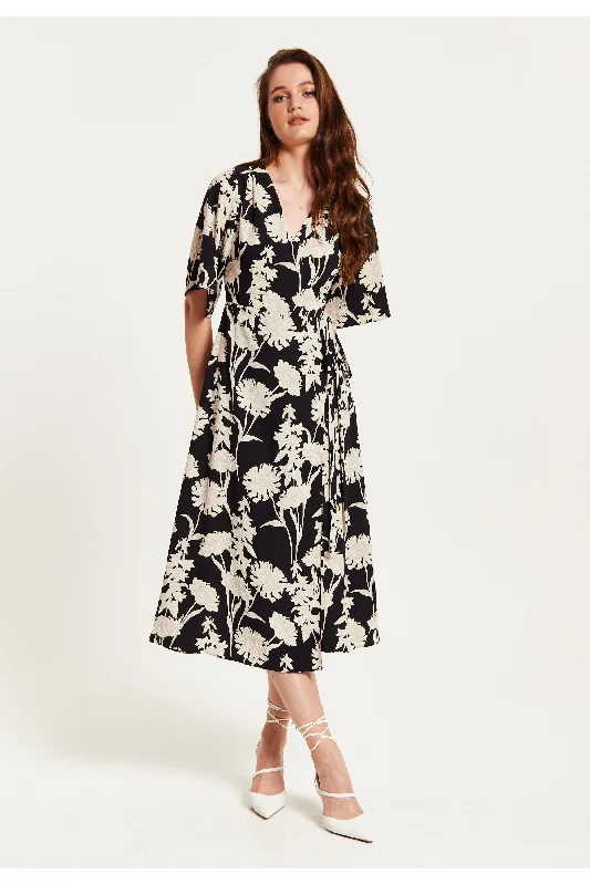 Midi dresses with patchwork patterns for a one - of - a - kind styleLiquorish Floral Print Midi Wrap Dress With Kimono Sleeves Midi dresses with patchwork patterns for a one - of - a - kind styleLiquorish Floral Print Midi Wrap Dress With Kimono Sleeves