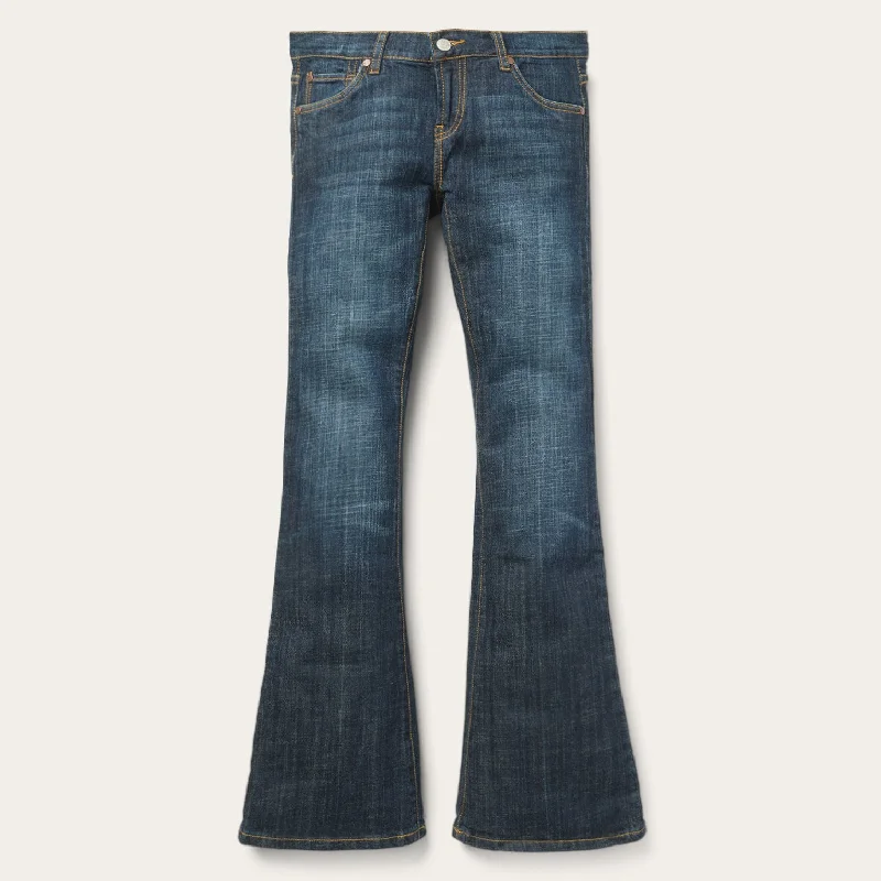 Oversized Denim Top for a Relaxed and Casual Vibe816 Classic Boot Cut Jeans In Dark Wash Oversized Denim Top for a Relaxed and Casual Vibe816 Classic Boot Cut Jeans In Dark Wash