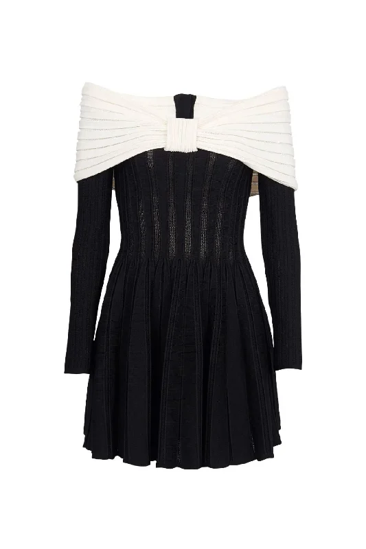 Plus - Size Denim Top for a Comfortable and Stylish FitBalmain Off The Shoulder Knit Mini Dress - Black/ White Plus - Size Denim Top for a Comfortable and Stylish FitBalmain Off The Shoulder Knit Mini Dress - Black/ White