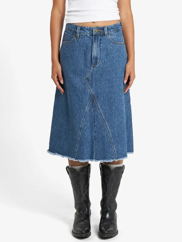 Oversized Denim Top for a Relaxed and Casual VibeCooper Midi Skirt - Rinsed Blue