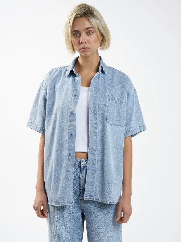 Cropped Denim Top to Pair with High - Waisted BottomsEliza Denim Shirt - Endless Blue