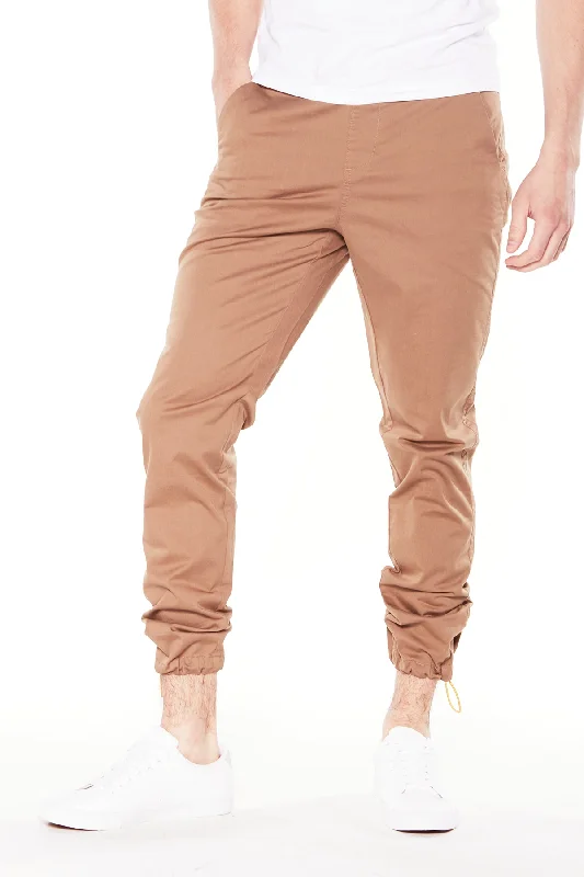 Oversized Denim Top for a Relaxed and Casual VibeELTON - Slim Fit Chinos (Convertible Joggers) - Tobacco Oversized Denim Top for a Relaxed and Casual VibeELTON - Slim Fit Chinos (Convertible Joggers) - Tobacco