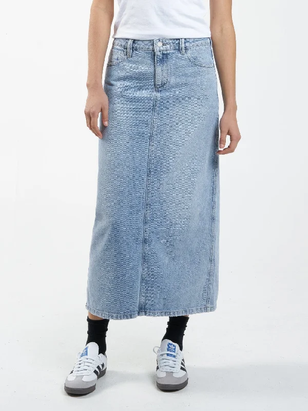 Denim Top for a Beachside Picnic with a Laid - Back StyleFrankie Skirt - Endless Blue Denim Top for a Beachside Picnic with a Laid - Back StyleFrankie Skirt - Endless Blue