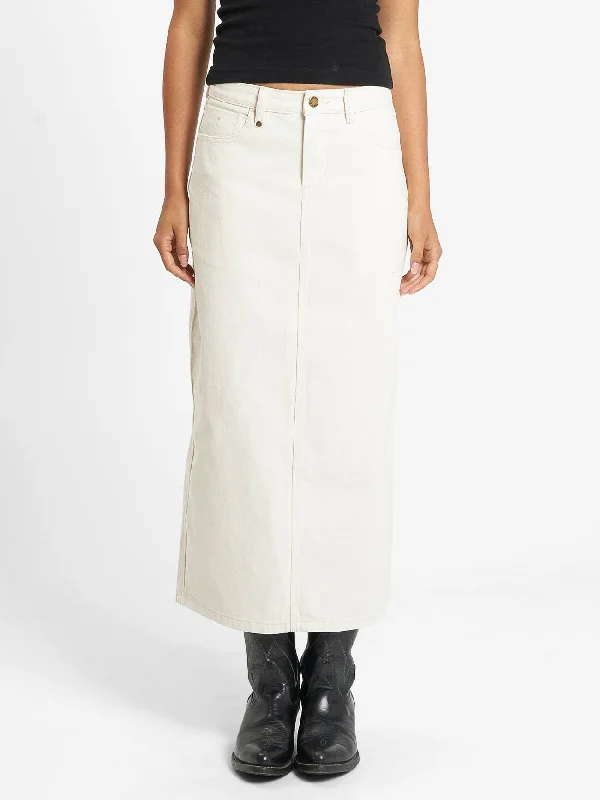 Denim Top with a Peplum Hem for a Flirty and Feminine LookFrankie Skirt - Heritage White Denim Top with a Peplum Hem for a Flirty and Feminine LookFrankie Skirt - Heritage White