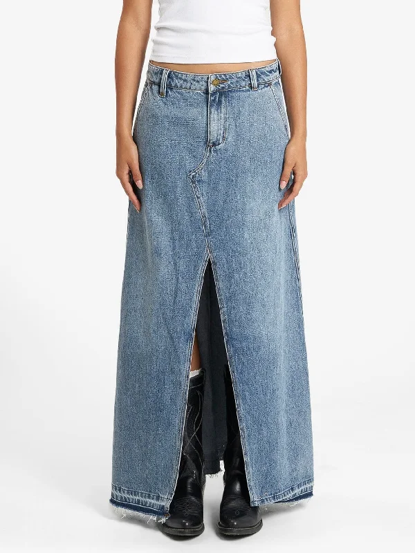 Studded Denim Top for a Glamorous and Bold StyleKobie Skirt - Weathered Blue