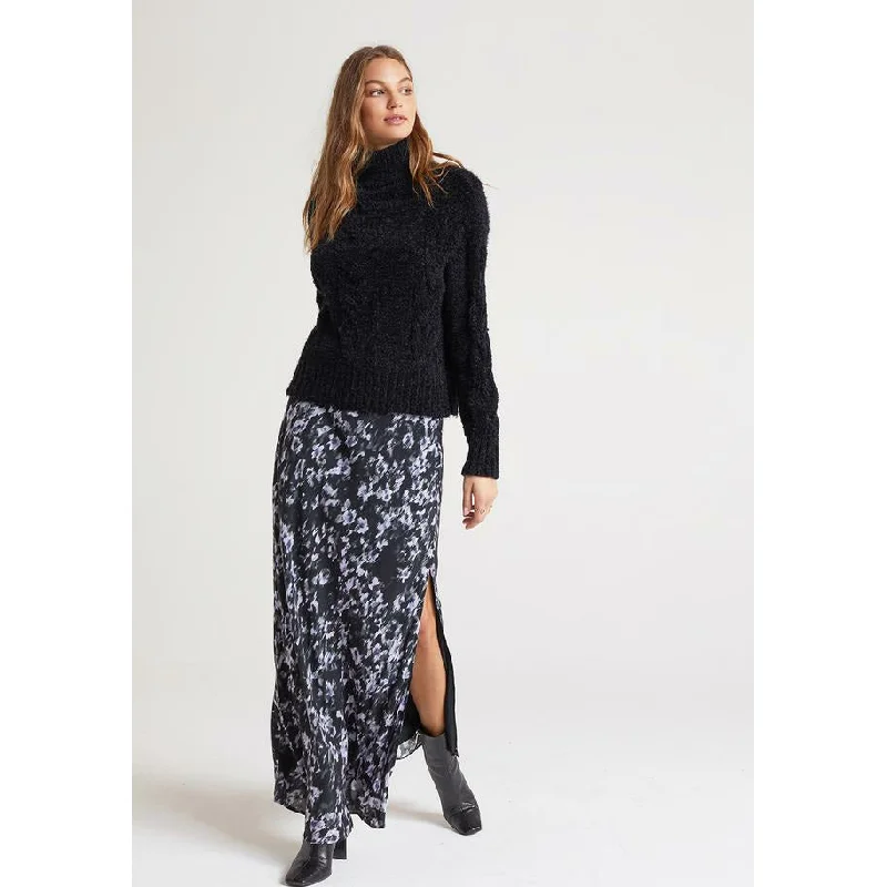 Women's pants with hidden pockets Embellished women jeans with studs or rhinestones for a glamorous touch Contrast Waistband Skirt Women's pants with hidden pockets Embellished women jeans with studs or rhinestones for a glamorous touch Contrast Waistband Skirt