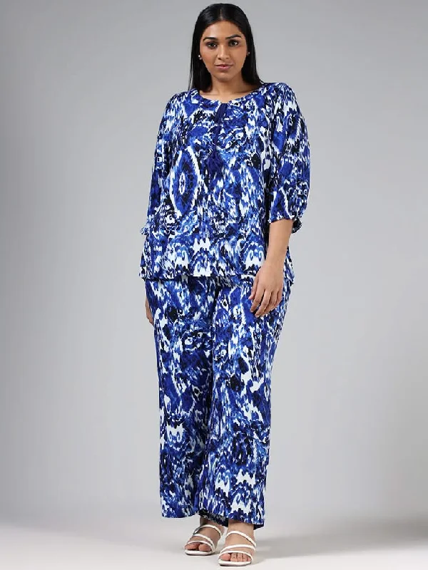 Women's polyester workout pants Button - fly women jeans with a traditional touch Gia Abstract Printed Blue Blouse Women's polyester workout pants Button - fly women jeans with a traditional touch Gia Abstract Printed Blue Blouse