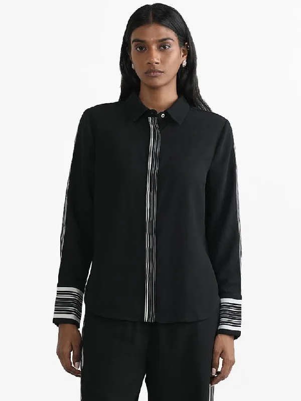 Women's pants with hidden pockets Embellished women jeans with studs or rhinestones for a glamorous touch Wardrobe Black Clove Contrast Detail Shirt Women's pants with hidden pockets Embellished women jeans with studs or rhinestones for a glamorous touch Wardrobe Black Clove Contrast Detail Shirt